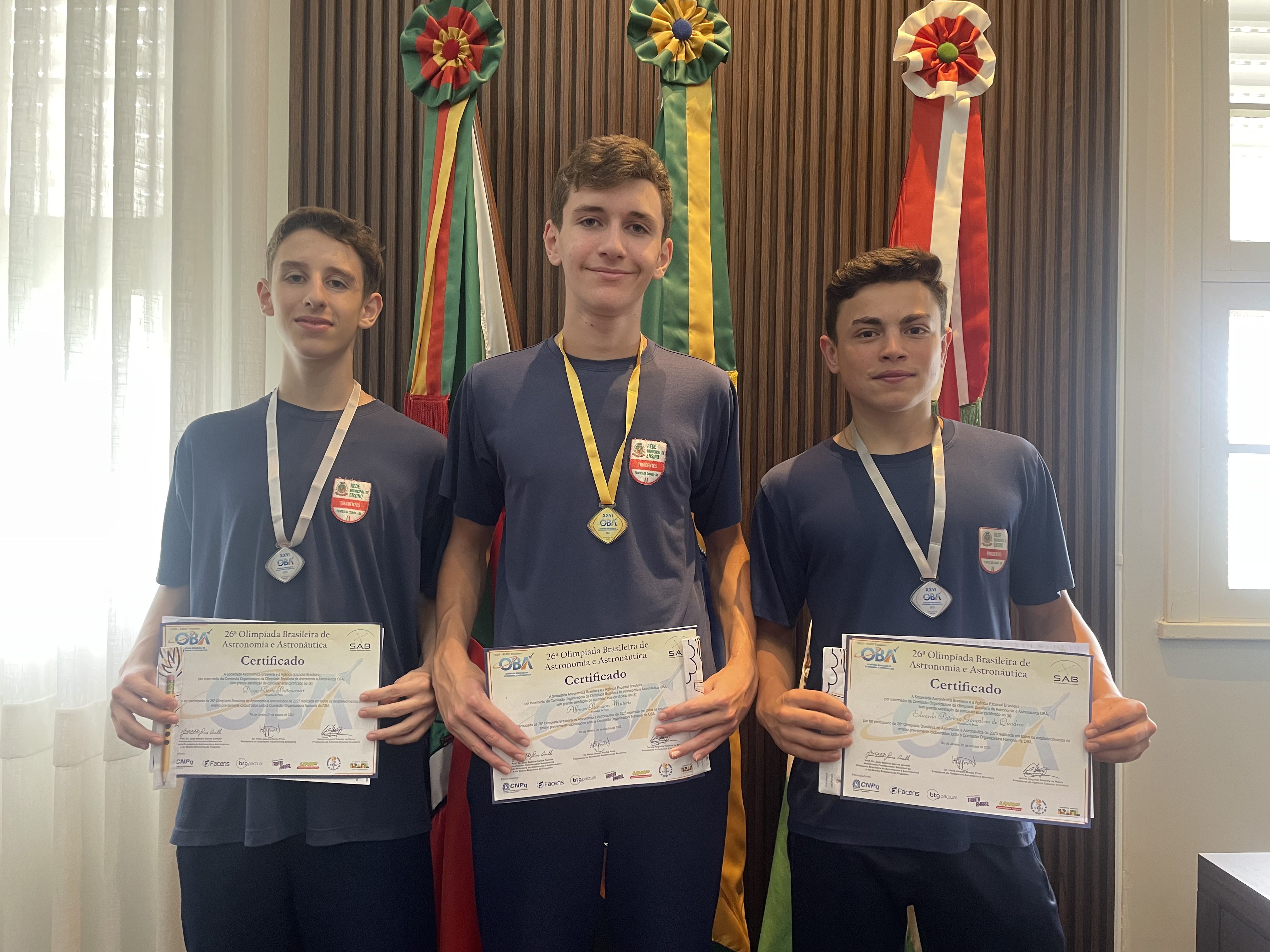 Estudantes florenses recebem premiação da Olimpíada Brasileira de Astronomia e Astronáutica